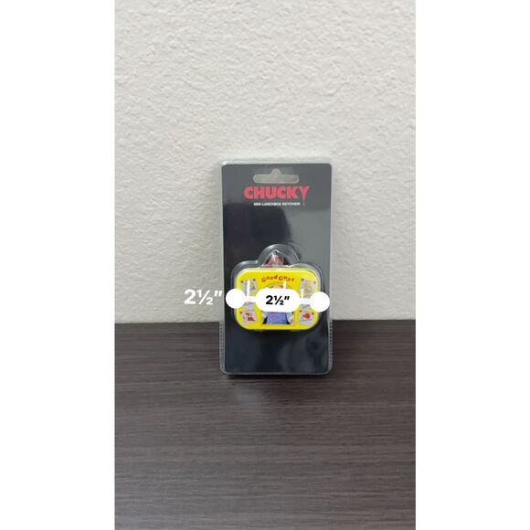 Chucky Mini Lunchbox Keychain - Picture 4 of 7